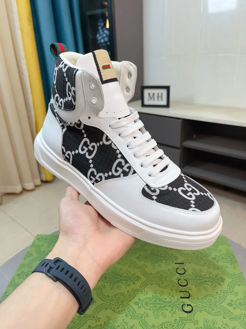 Men's shoes 💰440🌹🌹GUCCI [Gucci] New high-top men's shoes, a high-end brand, the latest fashionable casual men's shoes, trendy and versatile, relaxed and sporty style, uppers imported from Italy, first-layer cowhide, genuine leather lining, and ultra-fine workmanship. Original personalized fashionable rubber wear-resistant outsole, light and comfortable on the foot, size 38-44